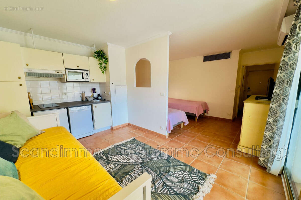 Appartement à MANDELIEU-LA-NAPOULE