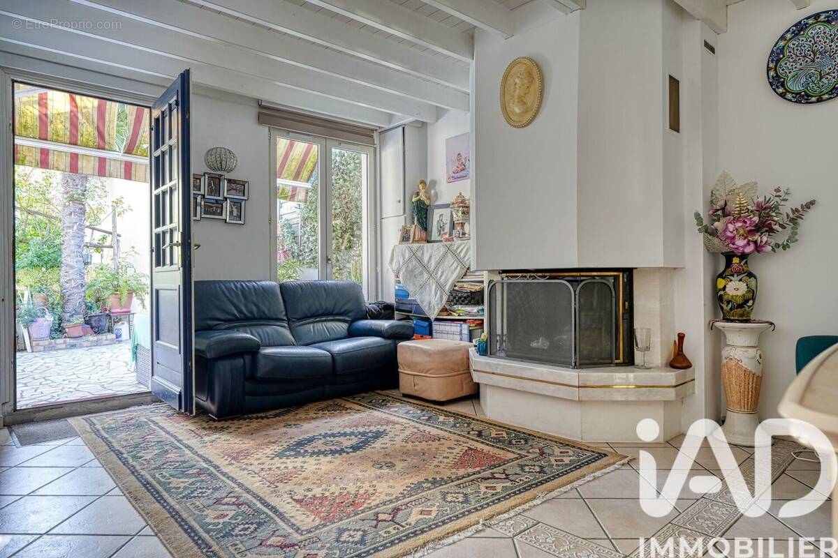 Photo 1 - Maison à ISSY-LES-MOULINEAUX