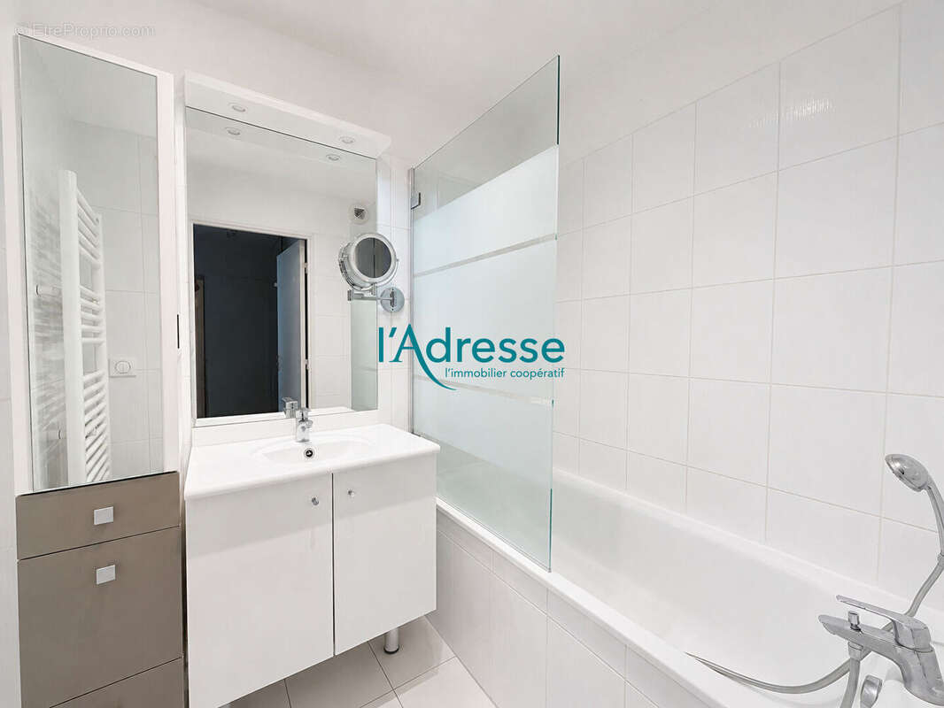 Appartement à NANTERRE