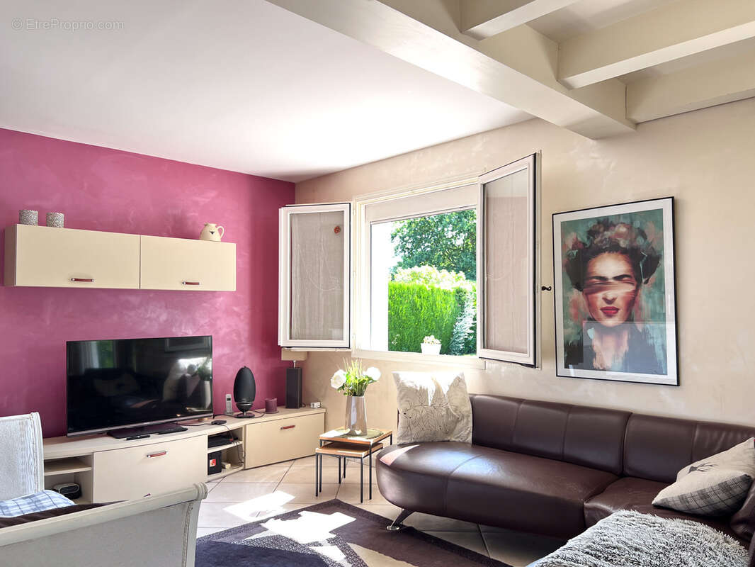 Maison à METZ-TESSY