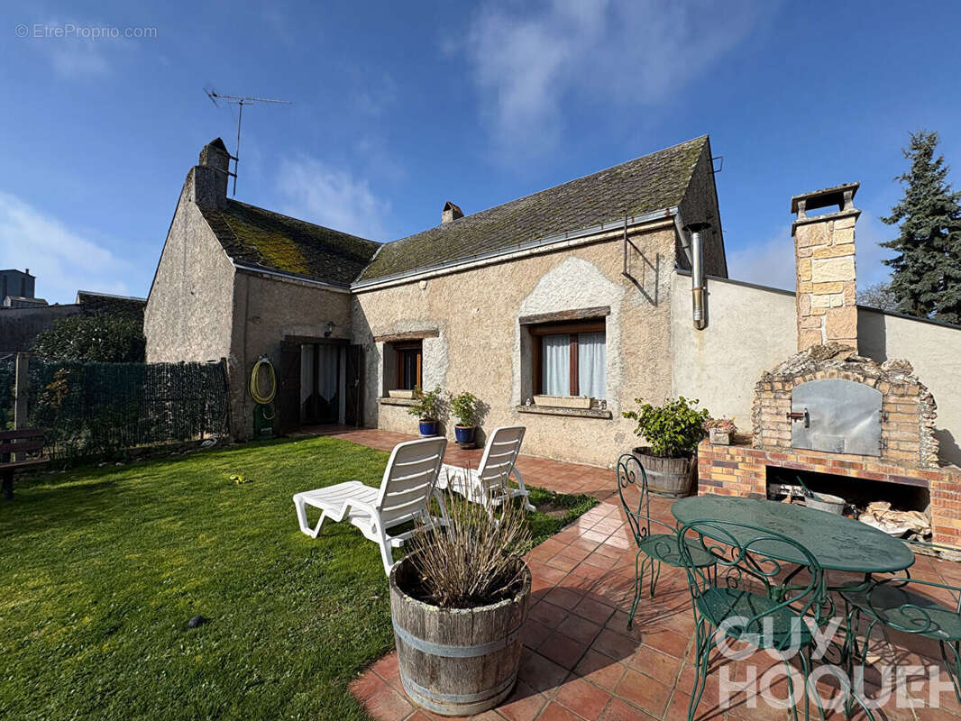 Maison à OUZOUER-LE-DOYEN