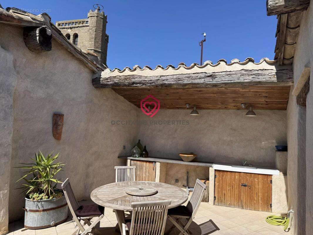 Maison à AZILLE