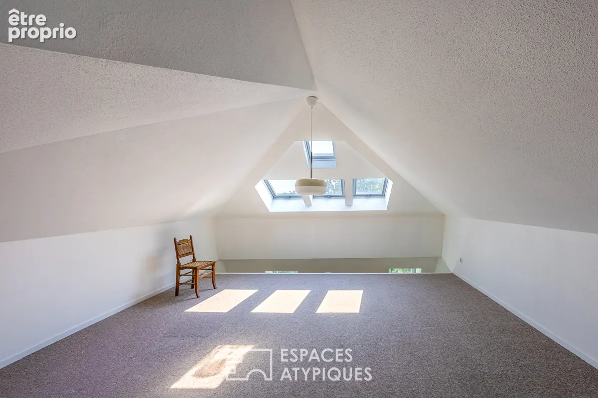 Duplex sous les toits rénové en hyper centre - photo 5