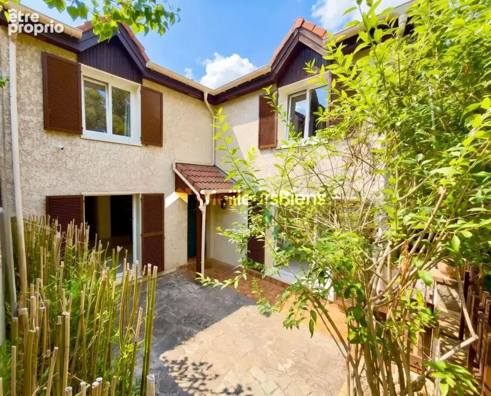 Maison familiale 5 chambres – 134 m² – Face au Lycée International – Saint-Germain-en-Laye - photo 1