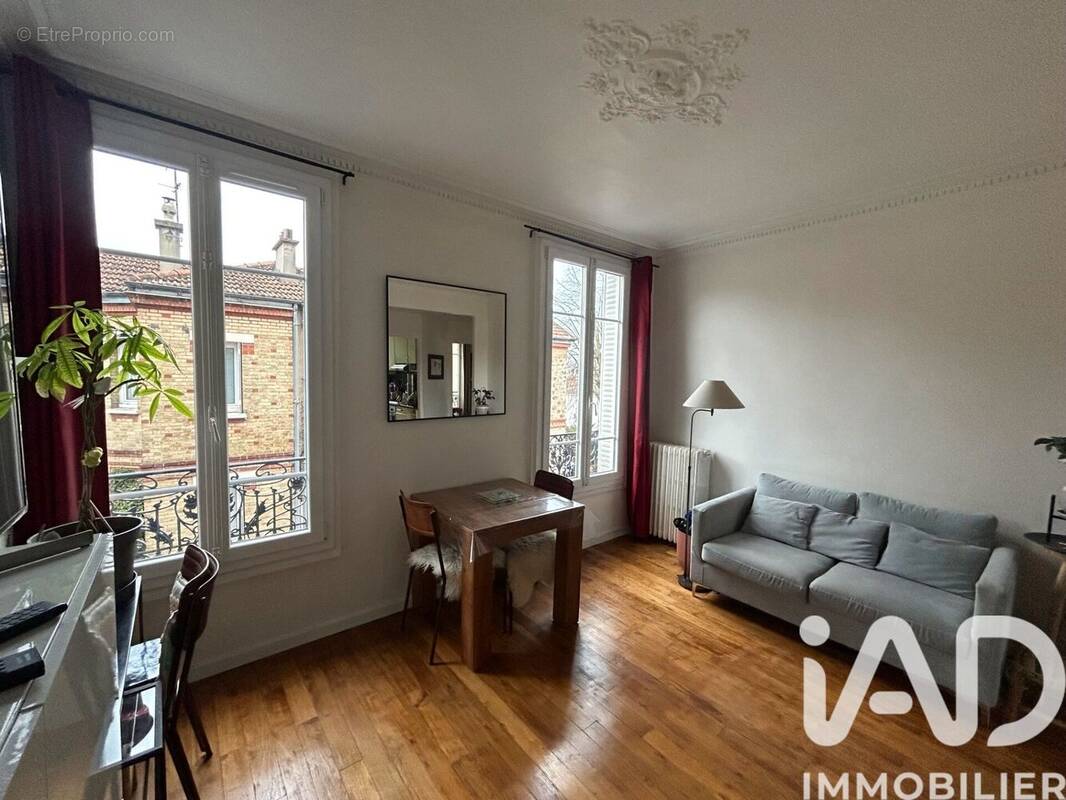 Photo 1 - Appartement à SURESNES