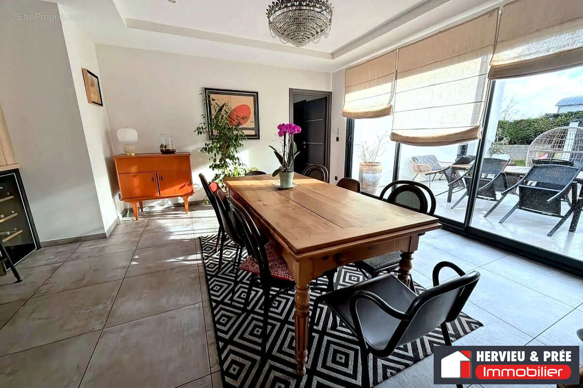 Maison à BIEVILLE-BEUVILLE