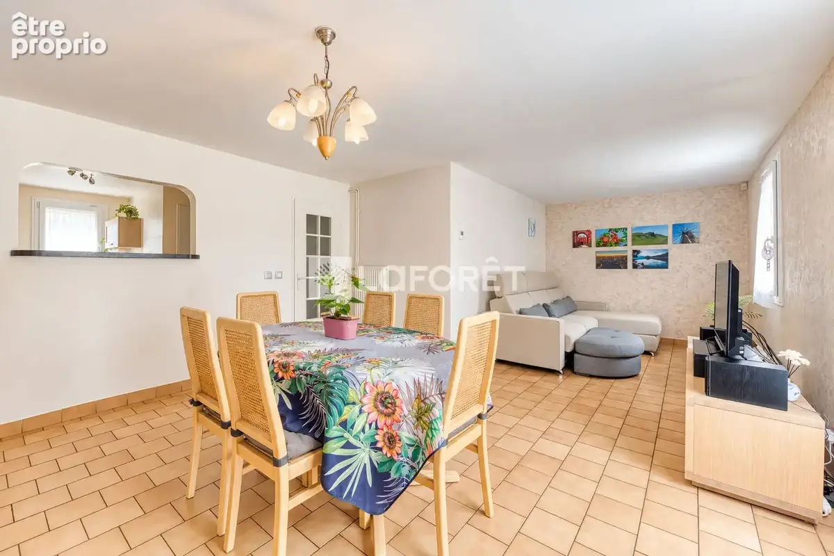 Maison Pontault Combault 4 pièce(s) 72.85 m2 - photo 2