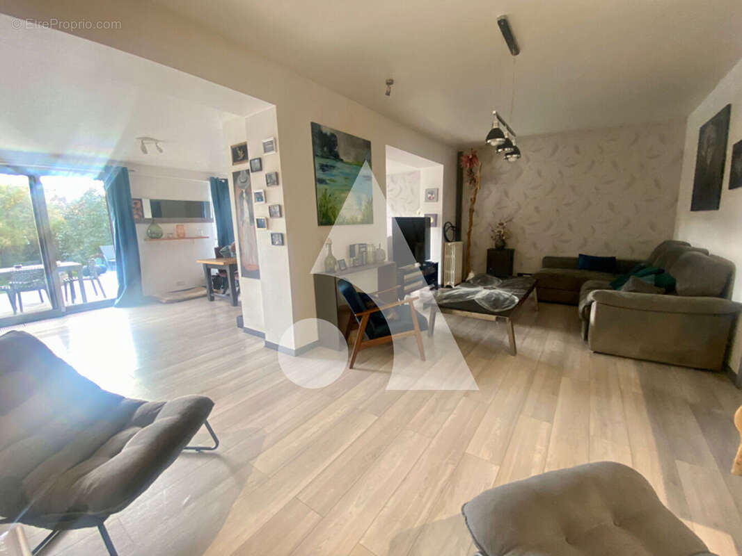 Maison à CHARLEVILLE-MEZIERES