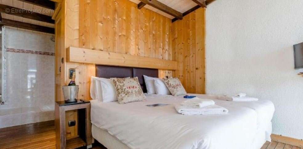 INVESTISSEMENT LOCATIF  Les Deux Alpes  Résidence de Tourisme Hôtel Ibiza - 6,52% de rentabilité - photo 5