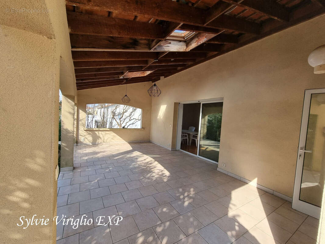 Maison 113 m² à Bergerac  - photo 7