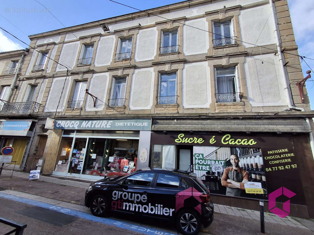 Appartement et local commercial - photo 3