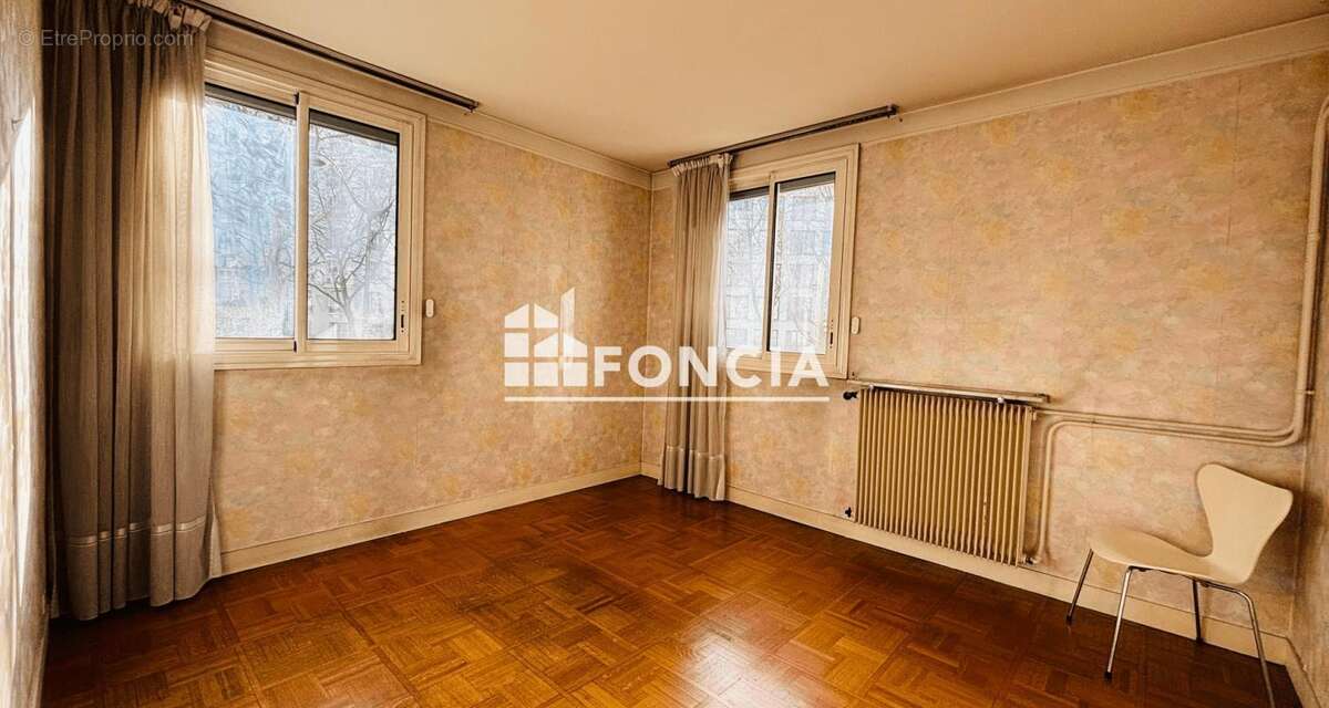 Appartement à PARIS-12E