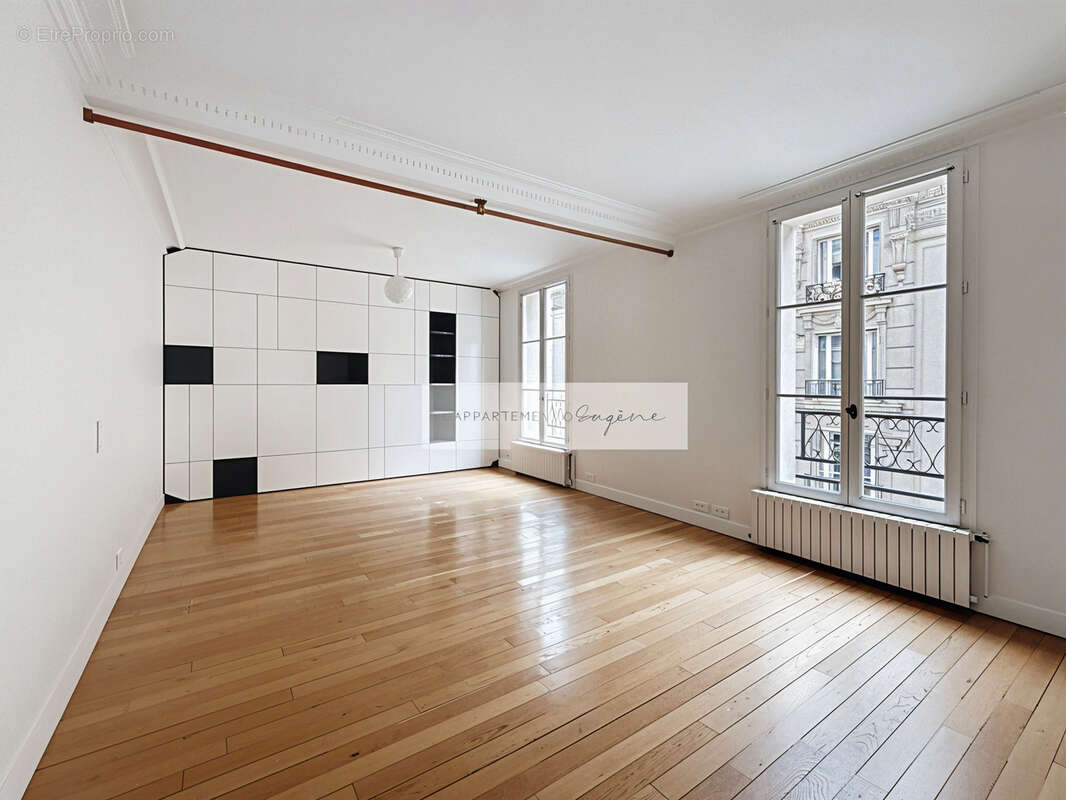 Appartement à PARIS-11E