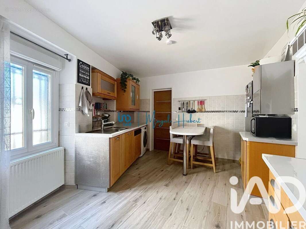 Photo 4 - Maison à VILLECRESNES