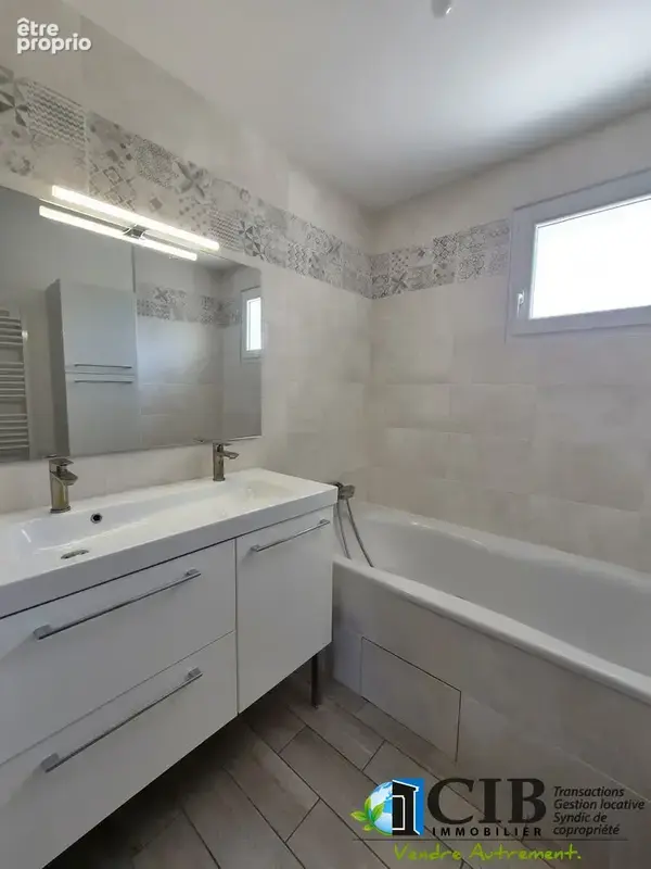 Belle maison renovee - 4 chambres - piscine - photo 11