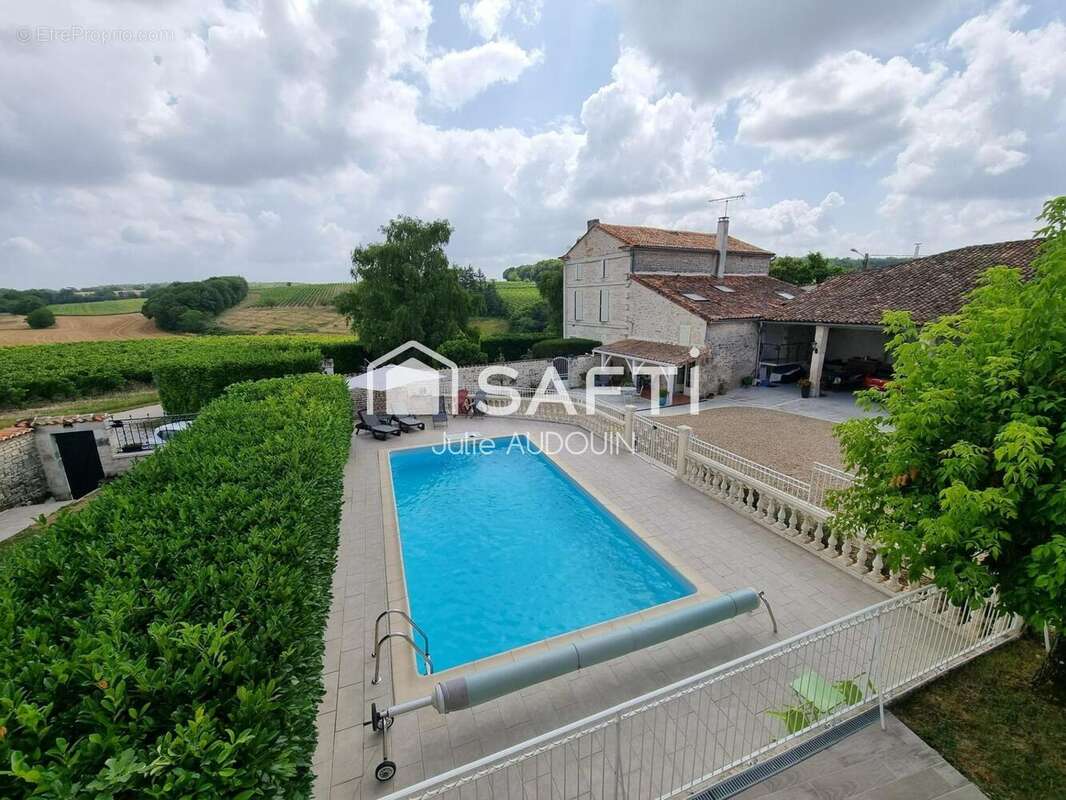 Photo 4 - Maison à HIERSAC