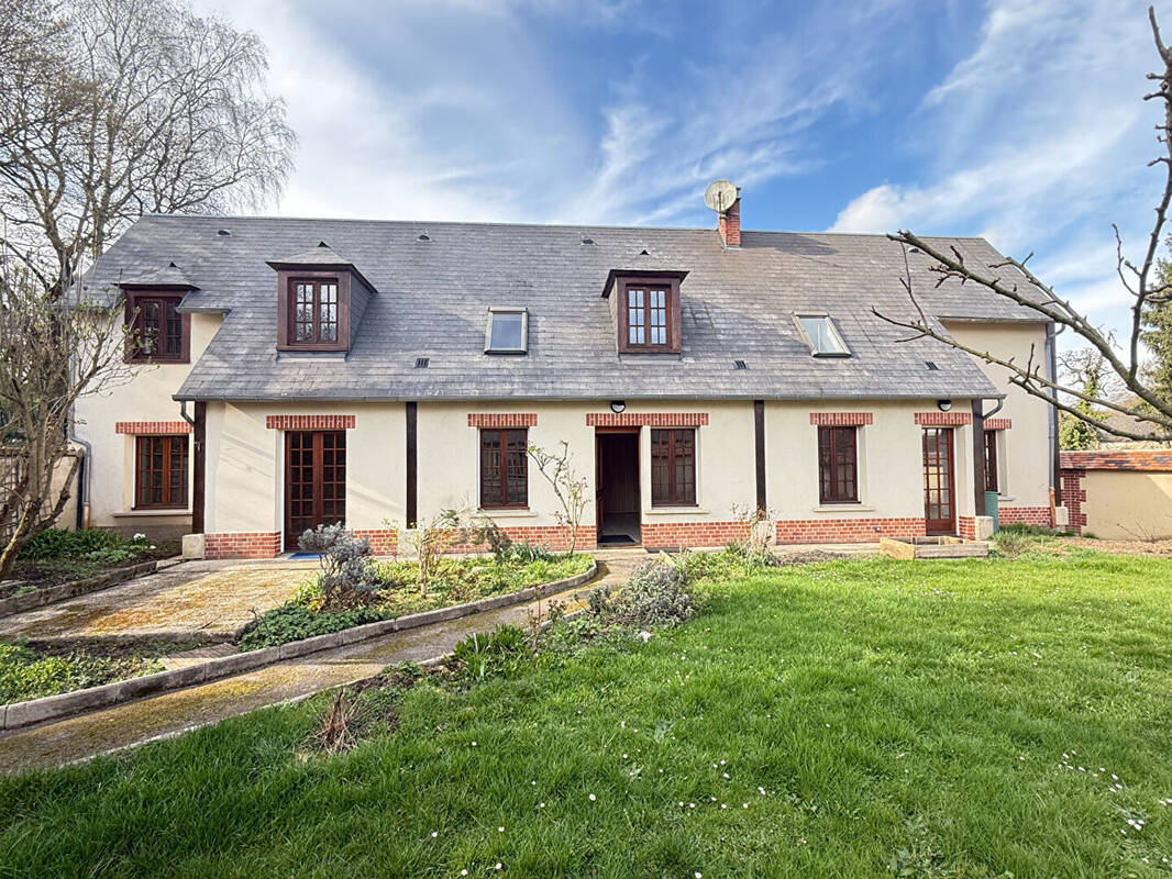 Maison à OURSEL-MAISON