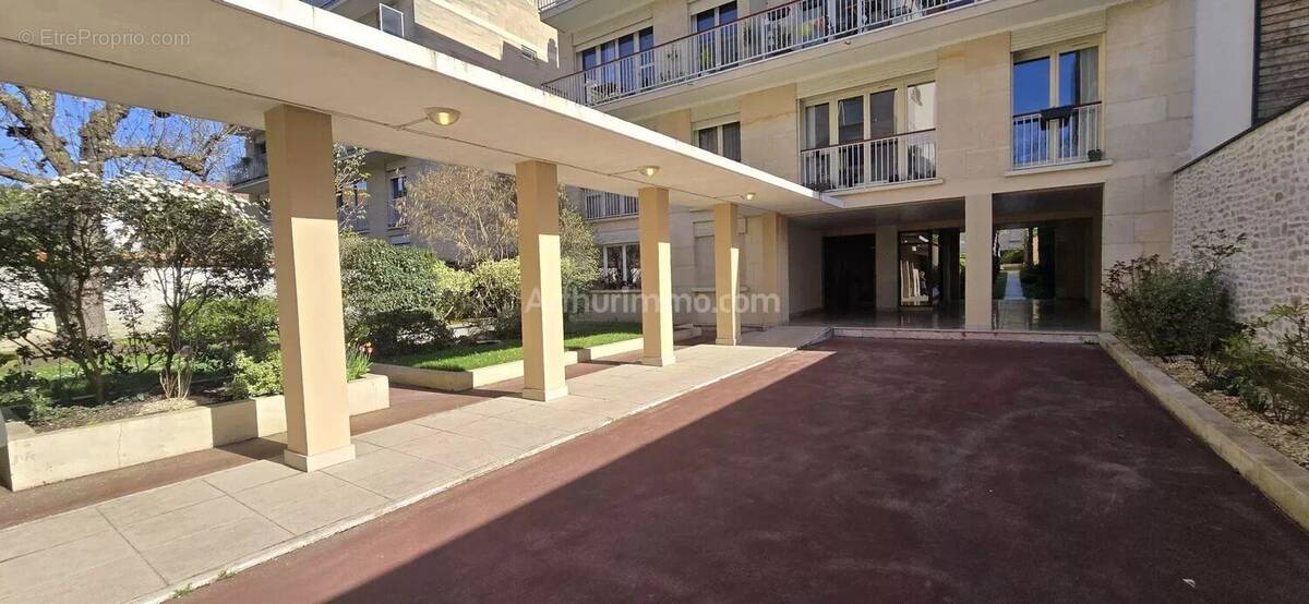 Appartement à FONTENAY-SOUS-BOIS