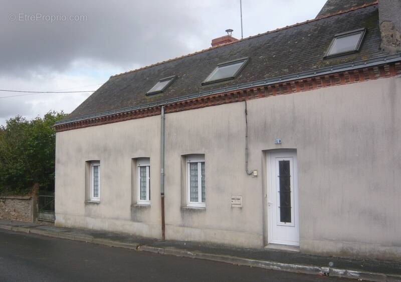 Maison à SEGRE