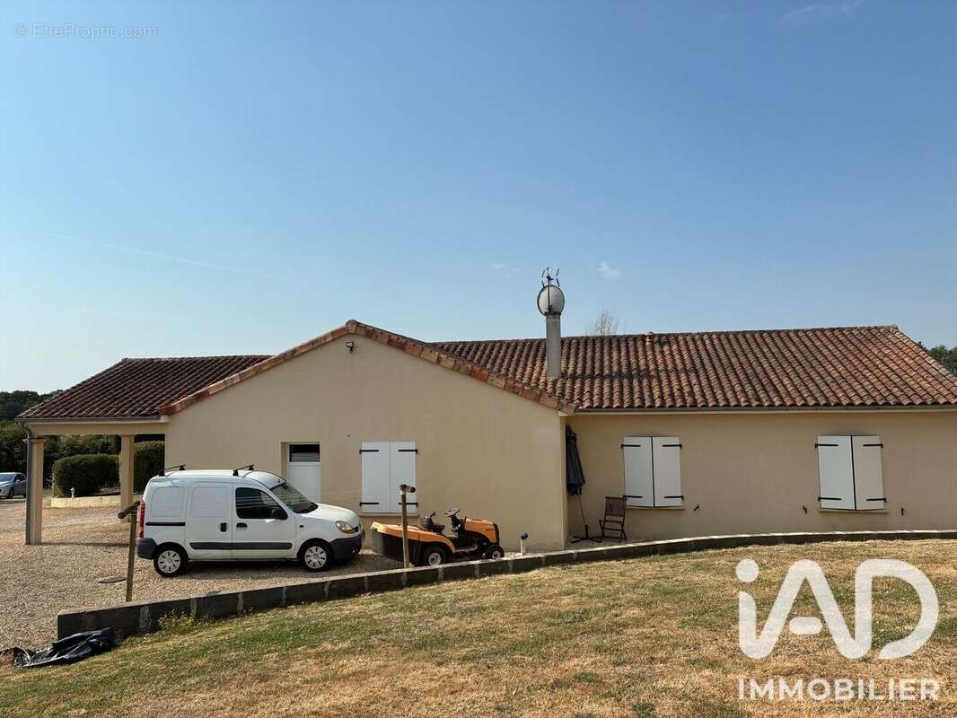Photo 6 - Maison à LA COUDRE