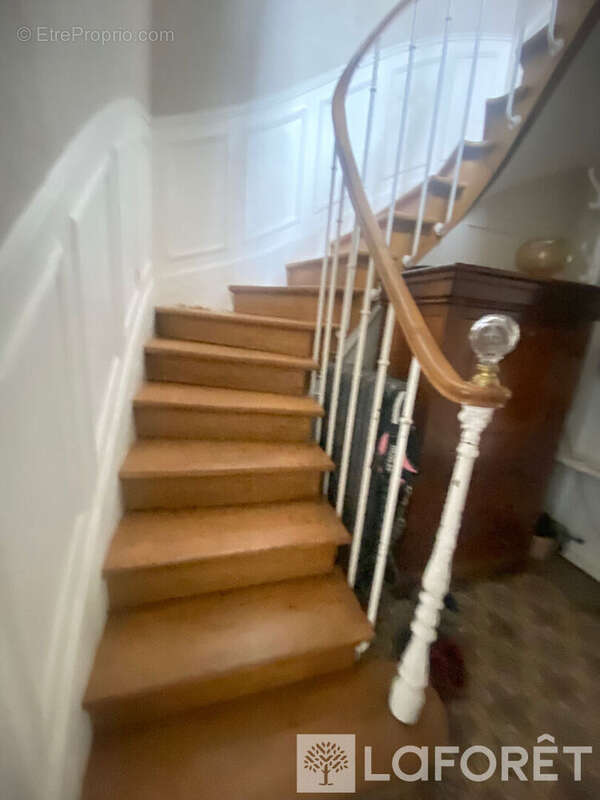 Maison à FONTAINEBLEAU