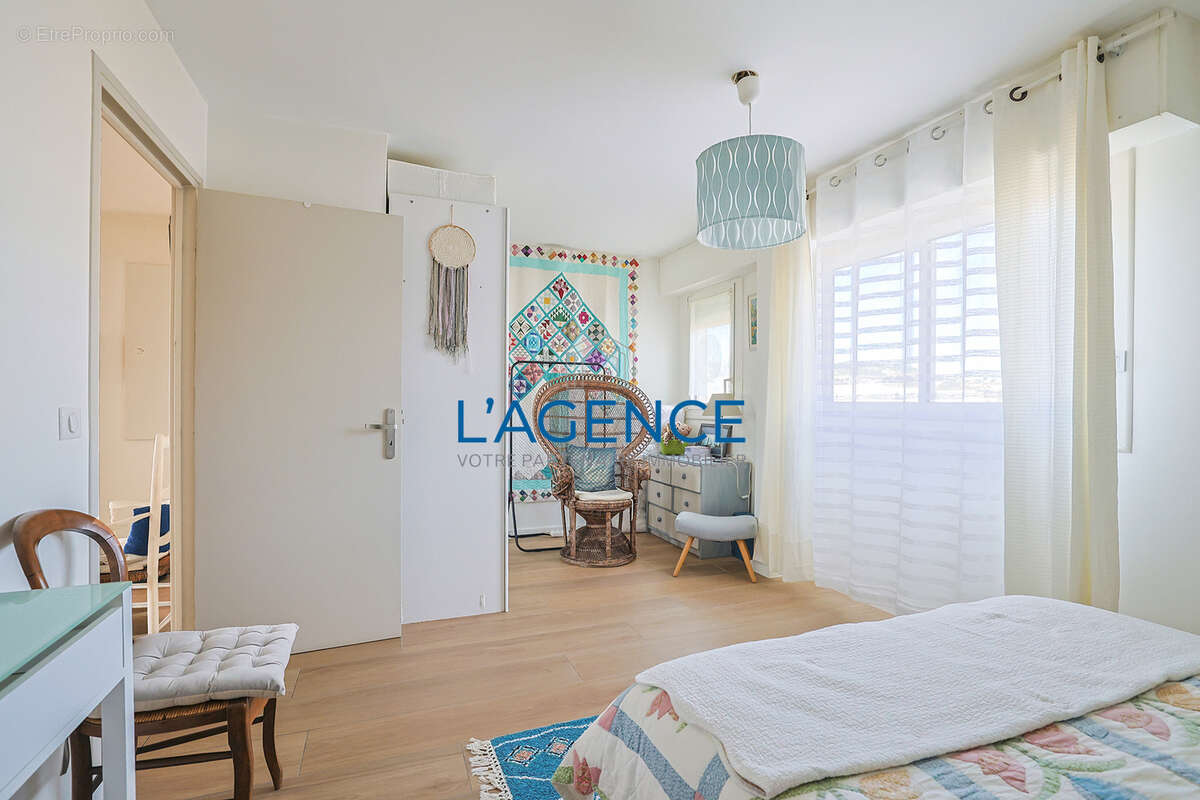Appartement à HYERES