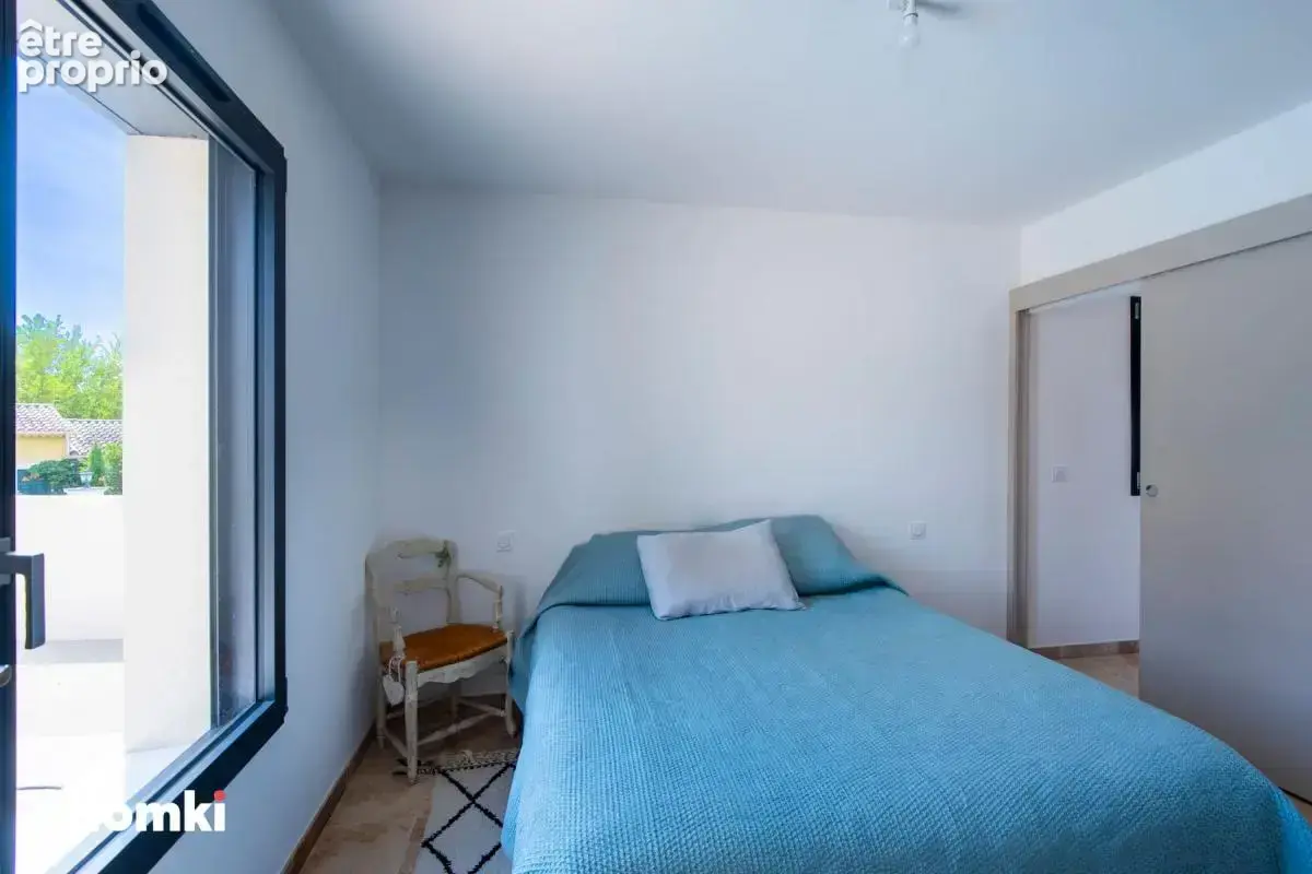 Maison/Villa T5 de 134 m² à L'Isle-sur-la-Sorgue 84800 - photo 11