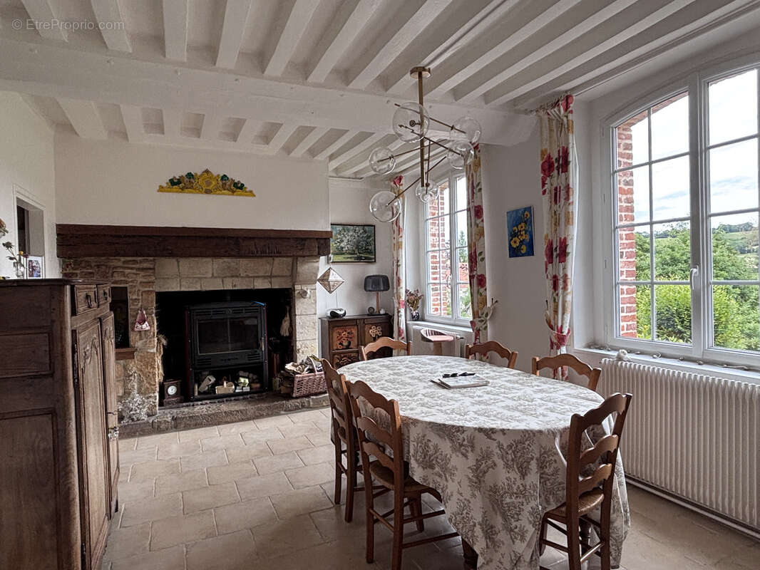 Maison à VIMOUTIERS