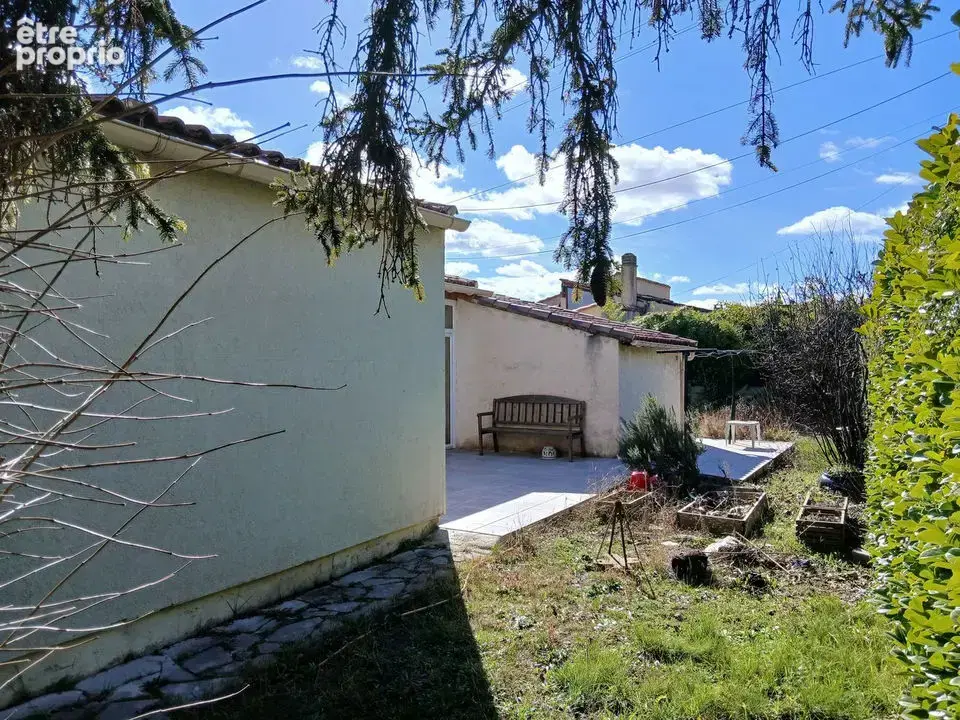 Maison 4 pièces 94 m² à vendre à Sainte-Tulle (04220) - photo 3