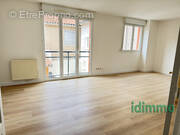 Appartement à GREZIEU-LA-VARENNE