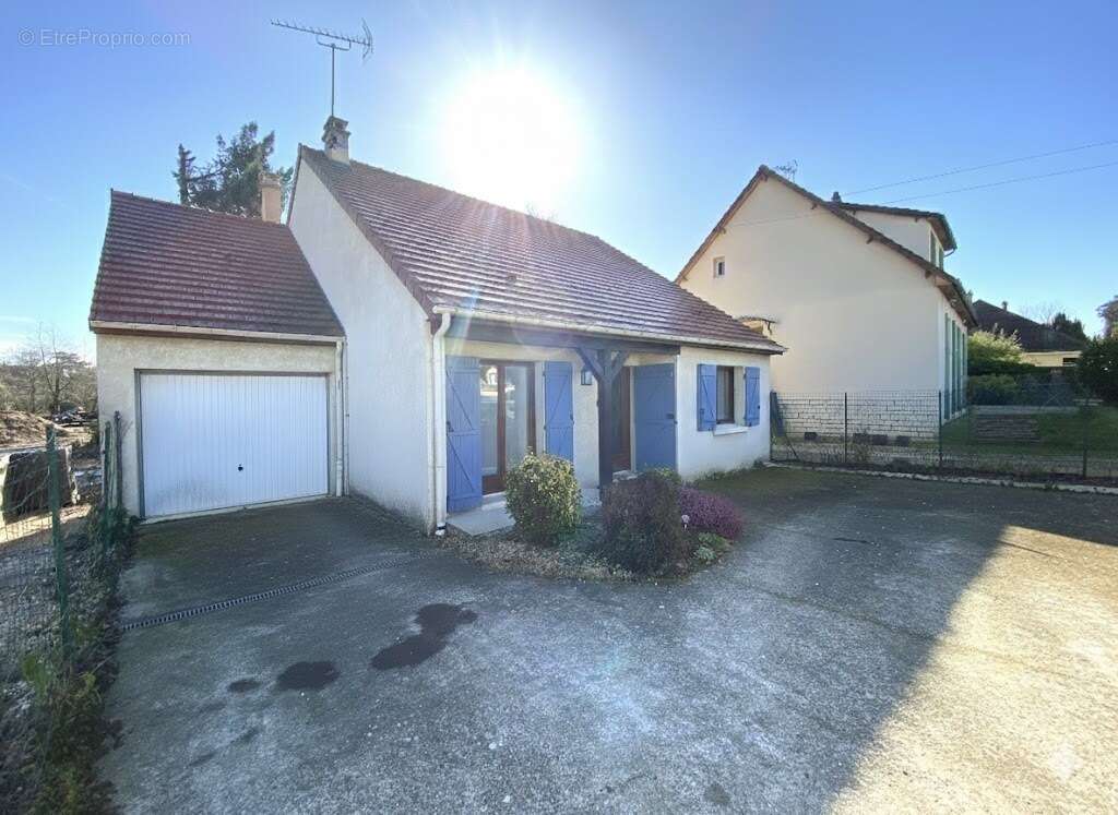 Maison à ROSNY-SUR-SEINE