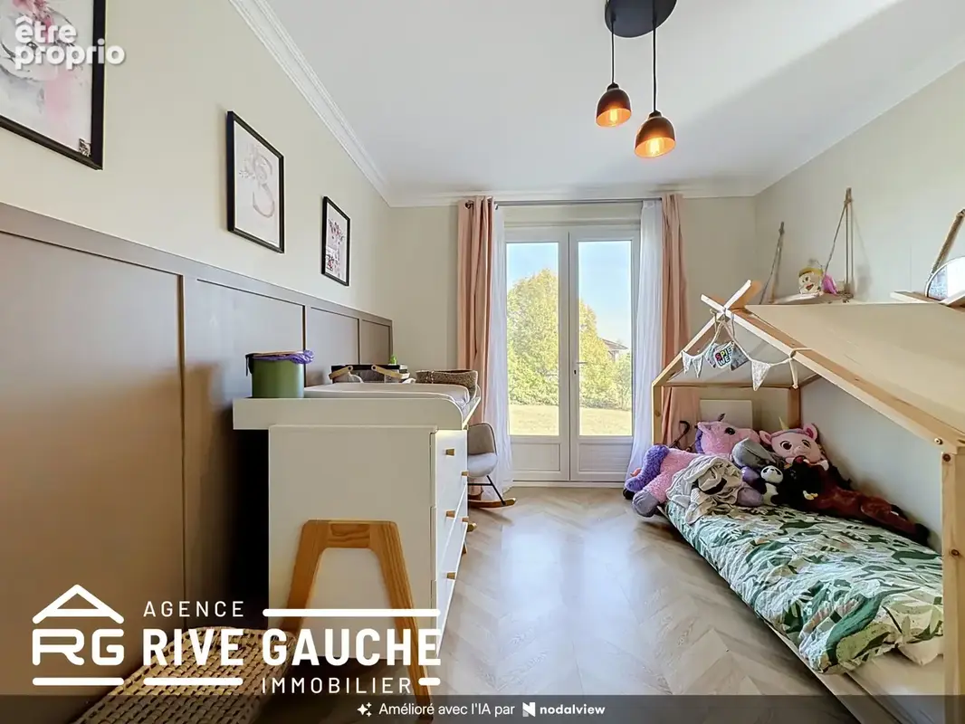 ANJOU   Maison rénovée avec magnifique terrain   250 000 € - photo 10