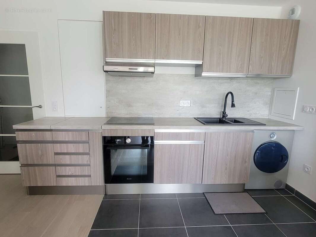 Appartement à LE PLESSIS-ROBINSON