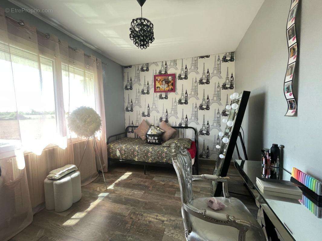 Maison à CHAVANOZ