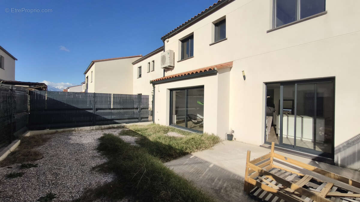 Maison à SAINT-GENIS-DES-FONTAINES