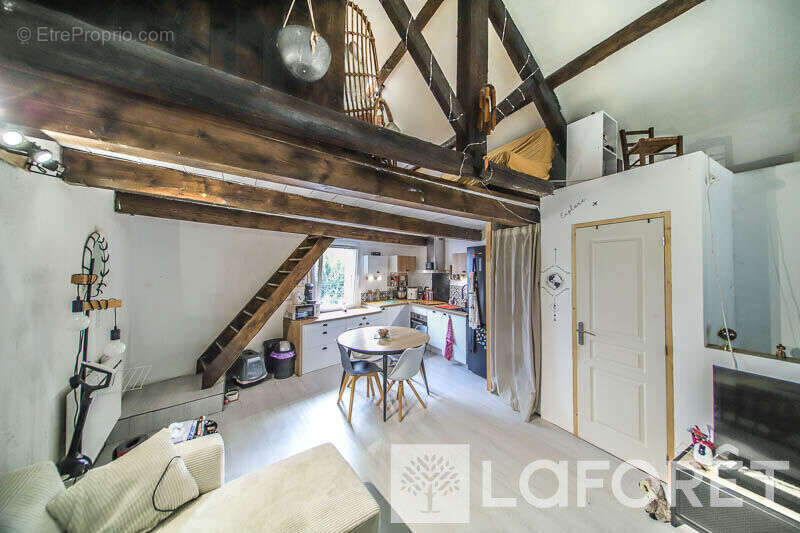 Maison à CHATEAUROUX-LES-ALPES