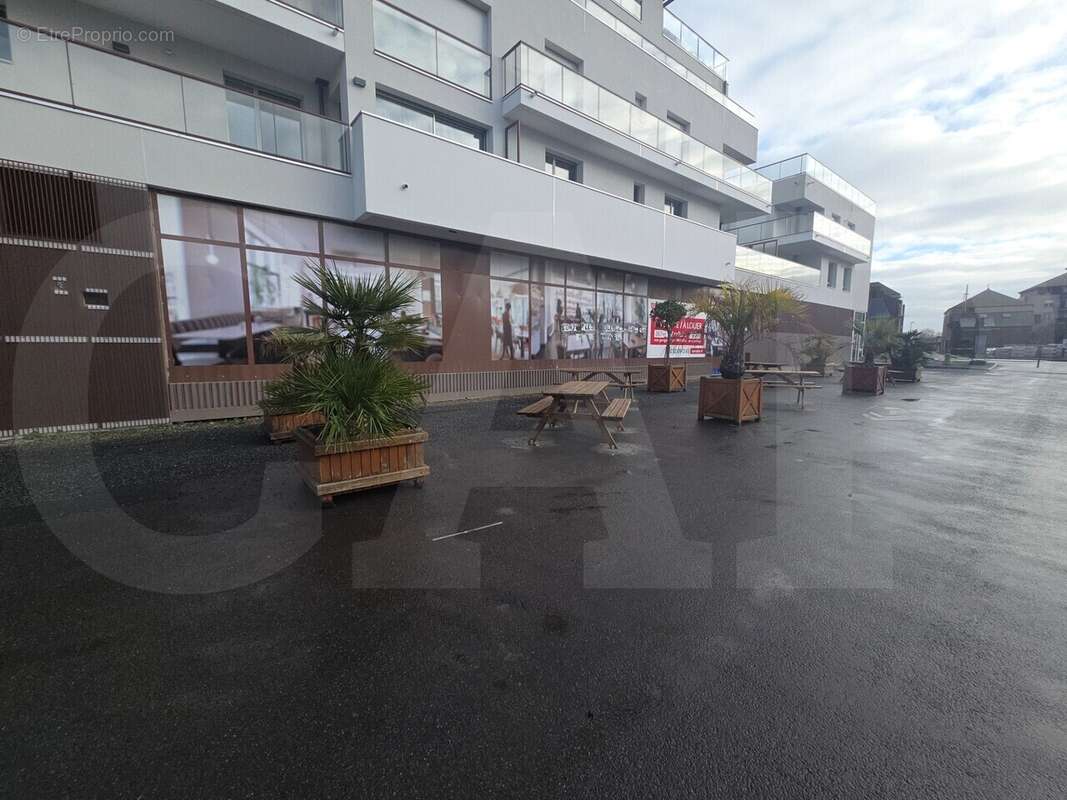 Commerce à SAINT-MALO