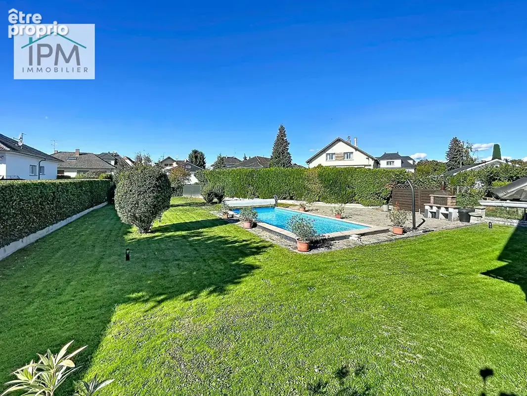 Maison INNENHEIM 145 m2 -6 pièces - beau terrain piscine - photo 4