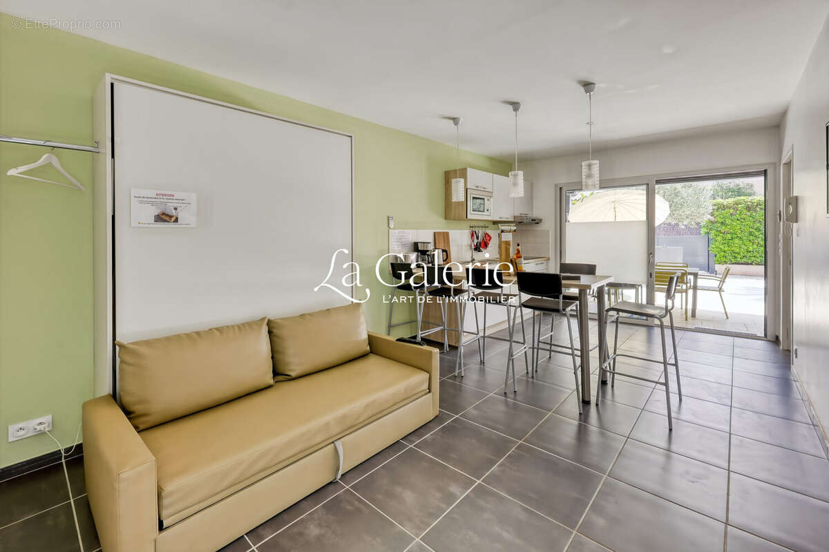 Appartement à HYERES
