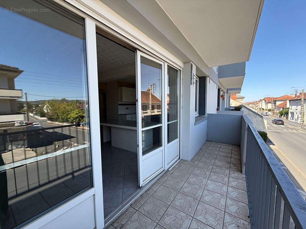 Appartement Montluçon T3 avec balcon et parking - photo 3
