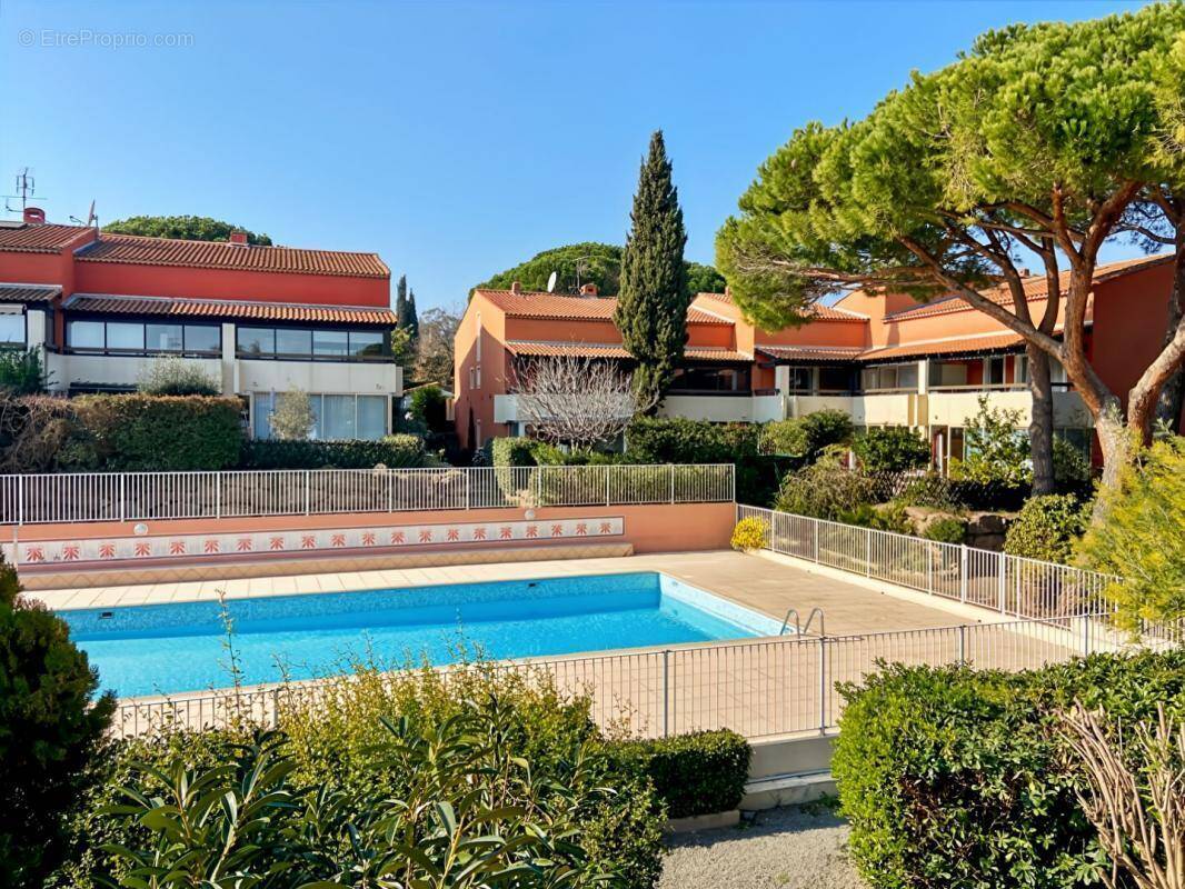 Appartement à FREJUS