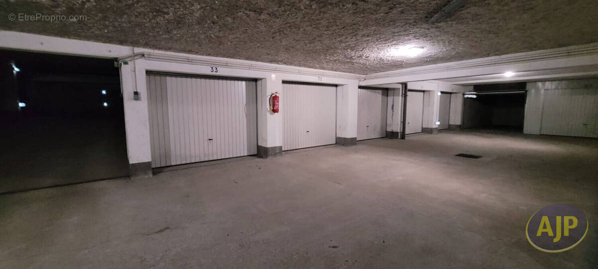 Parking à SAINT-NAZAIRE