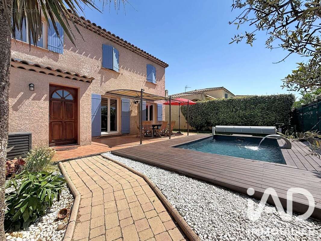 Photo 2 - Maison à SALON-DE-PROVENCE