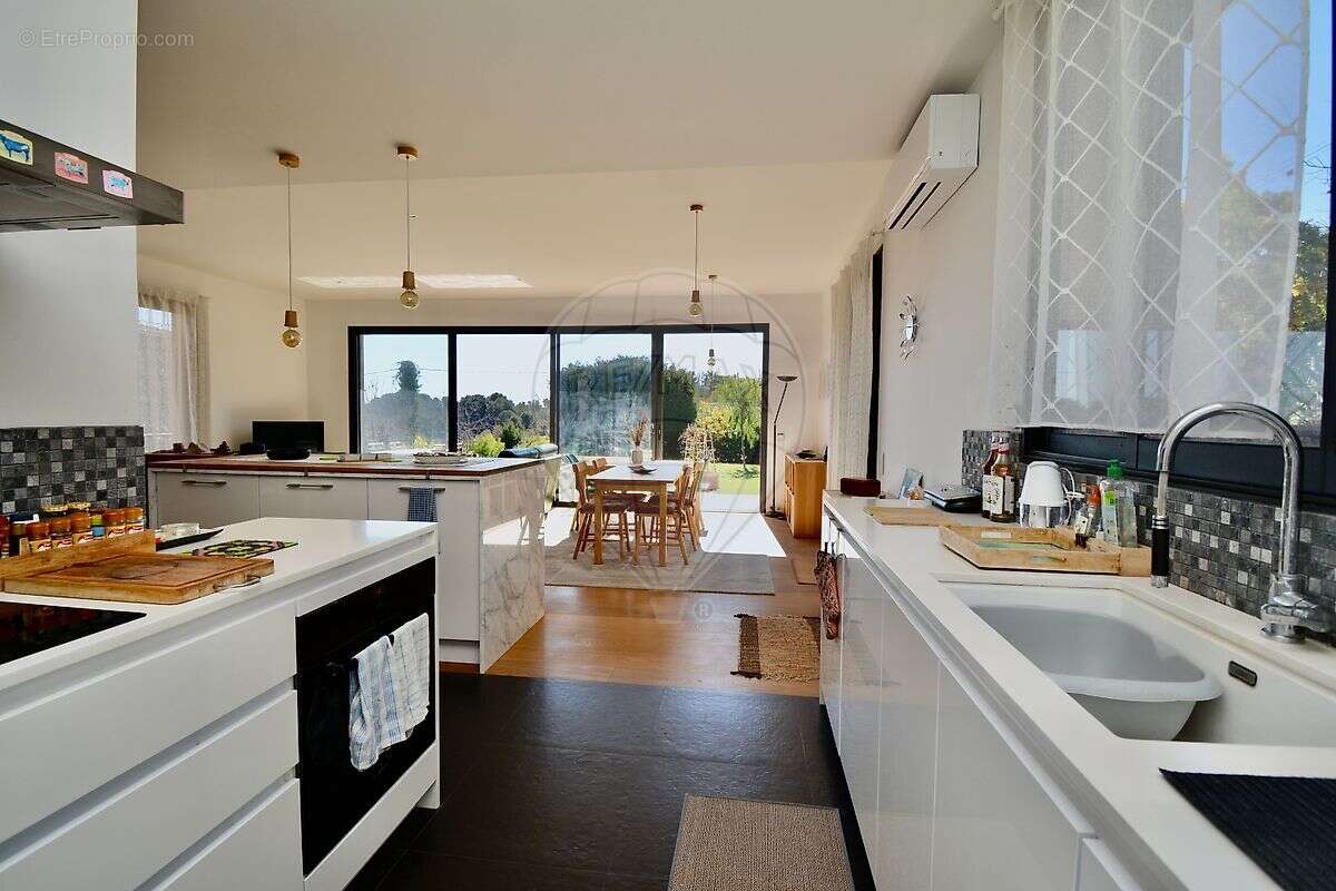 Maison à CAGNES-SUR-MER