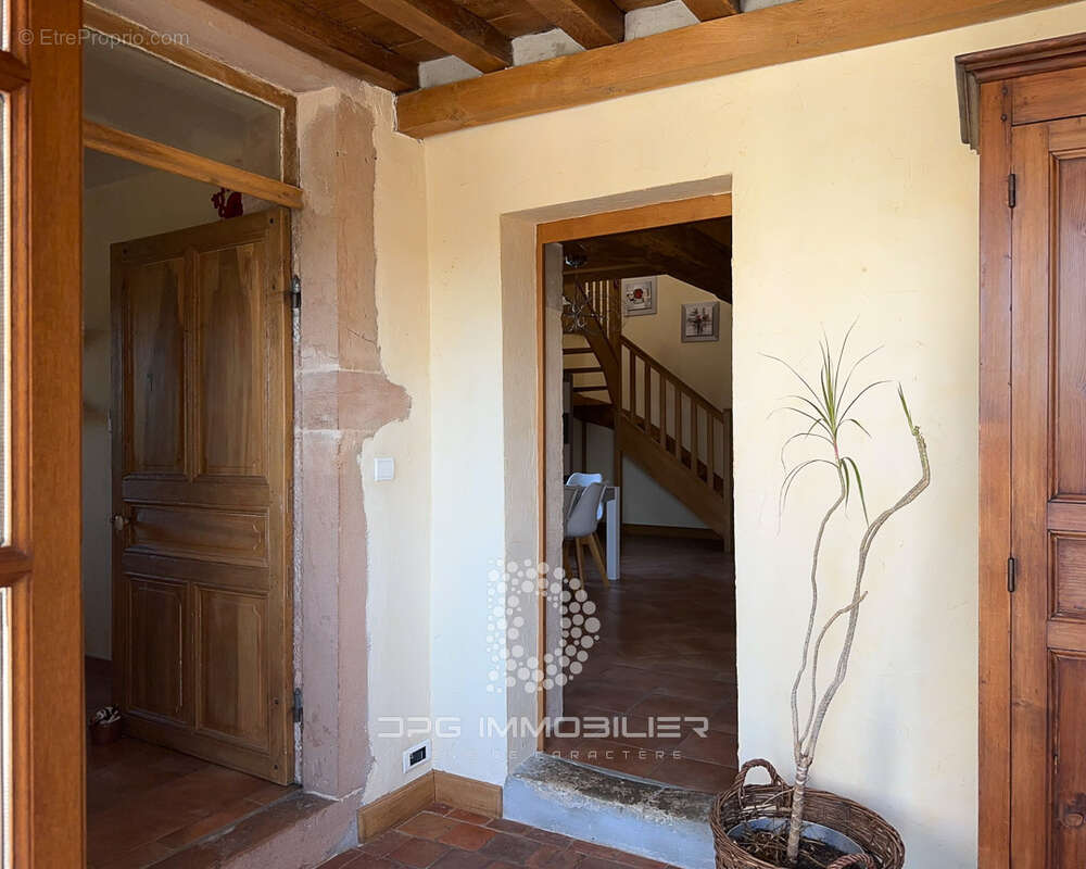 Maison de caractère avec suite parentale et dépendances entre Cluny et Salornay-sur-Guye - photo 6