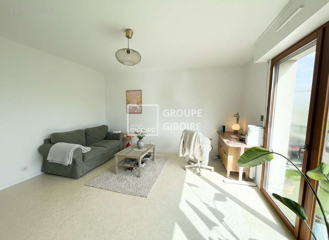 Appartement à SAINT-JACQUES-DE-LA-LANDE