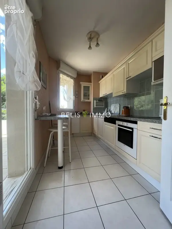 Appartement 5 pièces 83 m² à vendre à Ballan-Mire (37510) - photo 4
