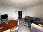 Appartement à PIERRELATTE