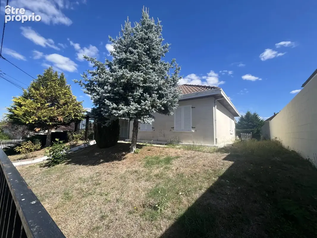 Photo Maison à Saint-Junien au prix de 149 800€