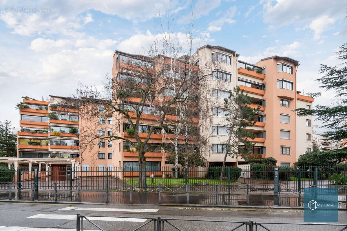 Appartement à LYON-7E